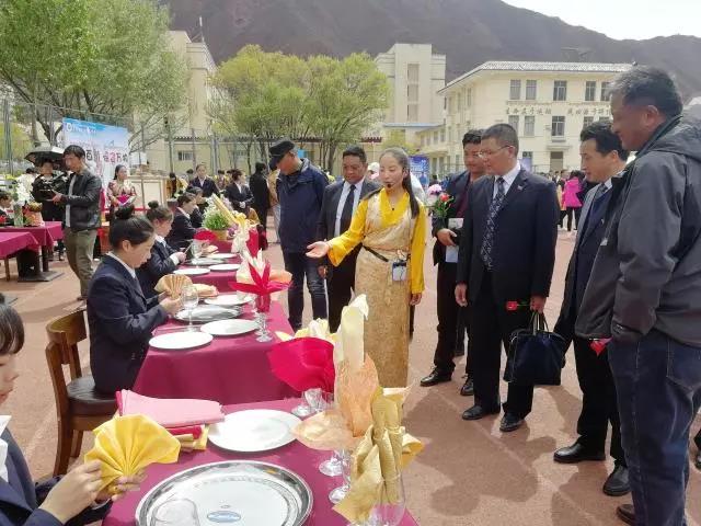 C:\Users\Administrator\Desktop\网站管理\新闻中心\展示活动\11.jpg C:\Users\Administrator\Desktop\网站管理\新闻中心\展示活动\11.jpg