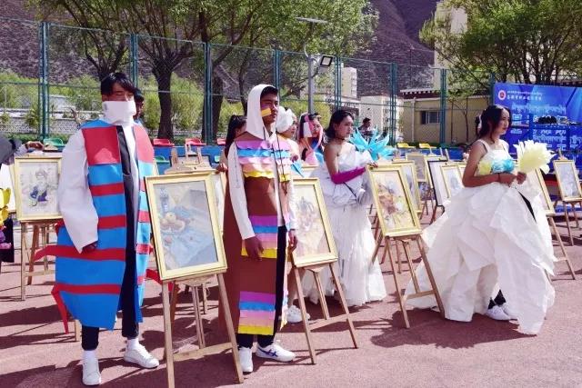 C:\Users\Administrator\Desktop\网站管理\新闻中心\艺纳百川,德容万物\4.jpg C:\Users\Administrator\Desktop\网站管理\新闻中心\艺纳百川,德容万物\4.jpg