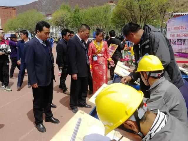 C:\Users\Administrator\Desktop\网站管理\新闻中心\展示活动\6.jpg C:\Users\Administrator\Desktop\网站管理\新闻中心\展示活动\6.jpg