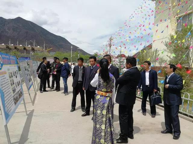 C:\Users\Administrator\Desktop\网站管理\新闻中心\展示活动\1.jpg C:\Users\Administrator\Desktop\网站管理\新闻中心\展示活动\1.jpg