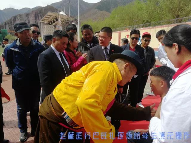 C:\Users\Administrator\Desktop\网站管理\新闻中心\展示活动\3.jpg C:\Users\Administrator\Desktop\网站管理\新闻中心\展示活动\3.jpg