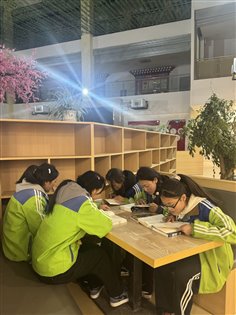 b947109f74732033.jpg b947109f74732033.jpg