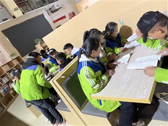 4c0c9d9e-fc8d-4e2f-9578-12ea6a1a2eb6